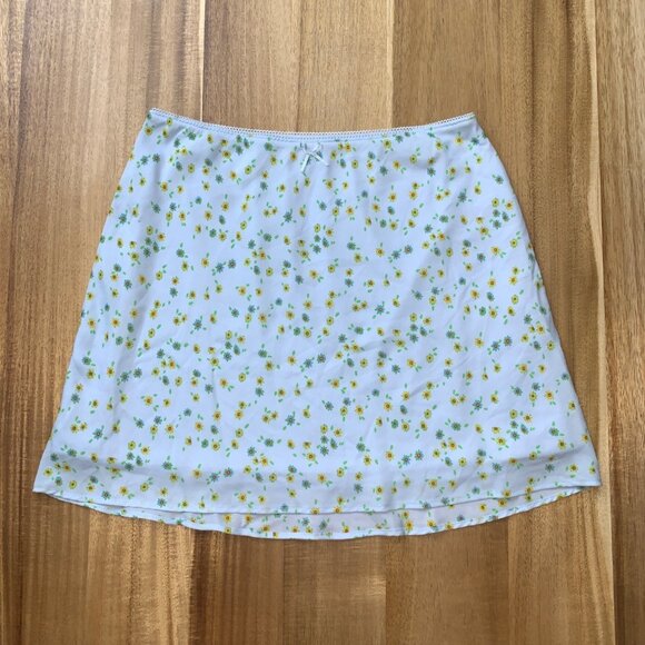 Wild Fable Junior Teens Light Blue Mid-Thigh Length Floral Skirt Size Medium - Picture 3 of 9